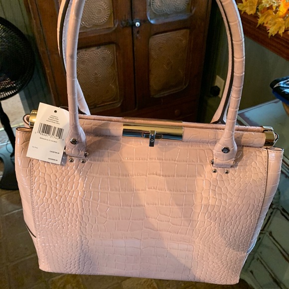 Kate Spade Debuted 2015 Purse - Picture 2 of 8